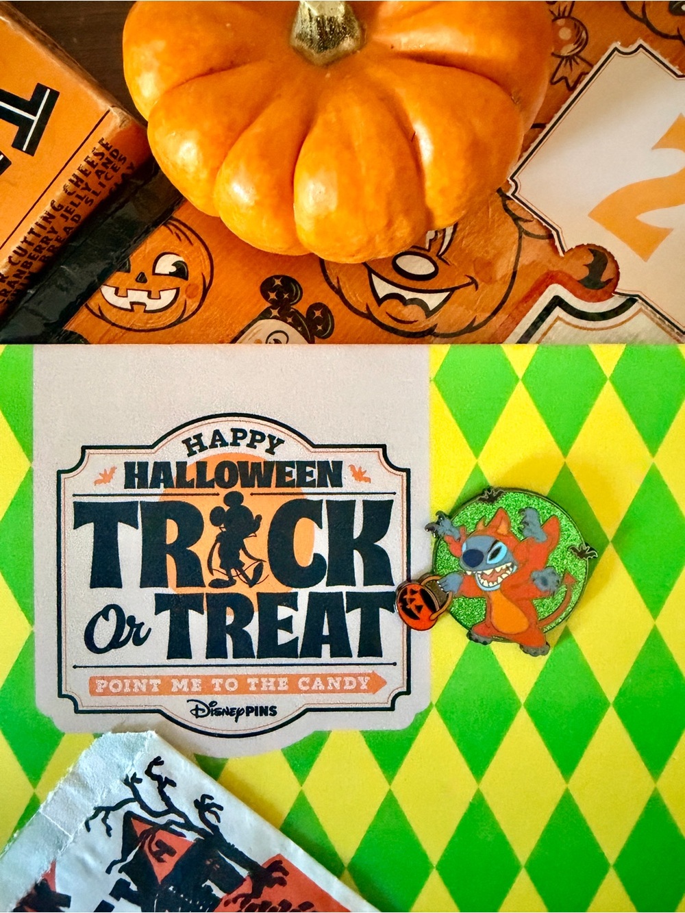 Disney Halloween Countdown Calendar Glitter Pin - Stitch